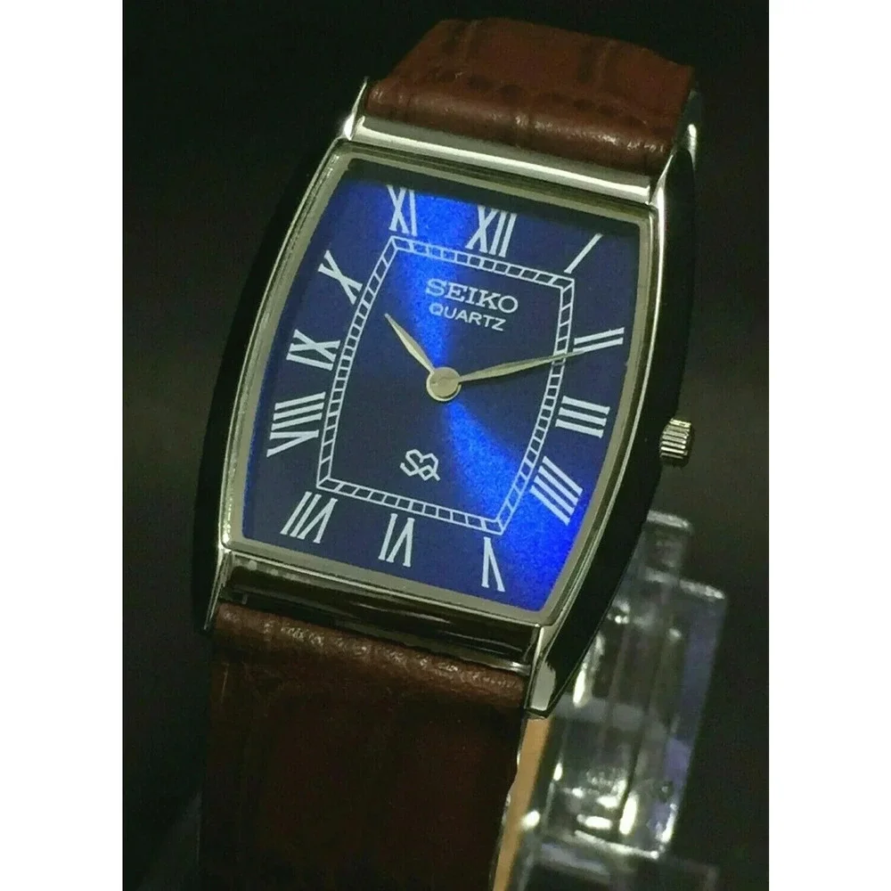 Vintage Style Seiko Quartz Mens Silver Watch & Blue accents W/ Leather Strap